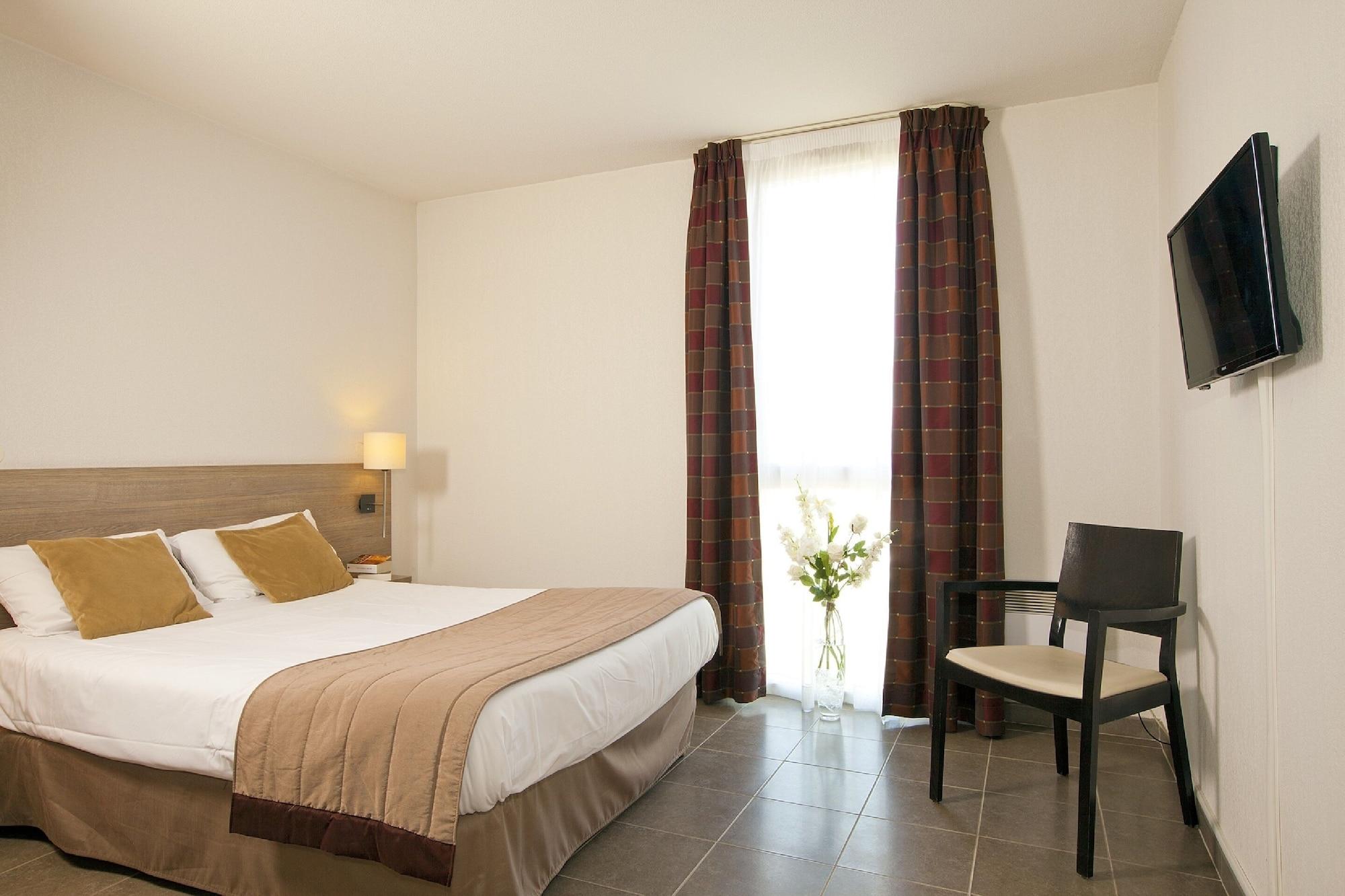 Apparthotel Sejours & Affaires Manosque Ngoại thất bức ảnh