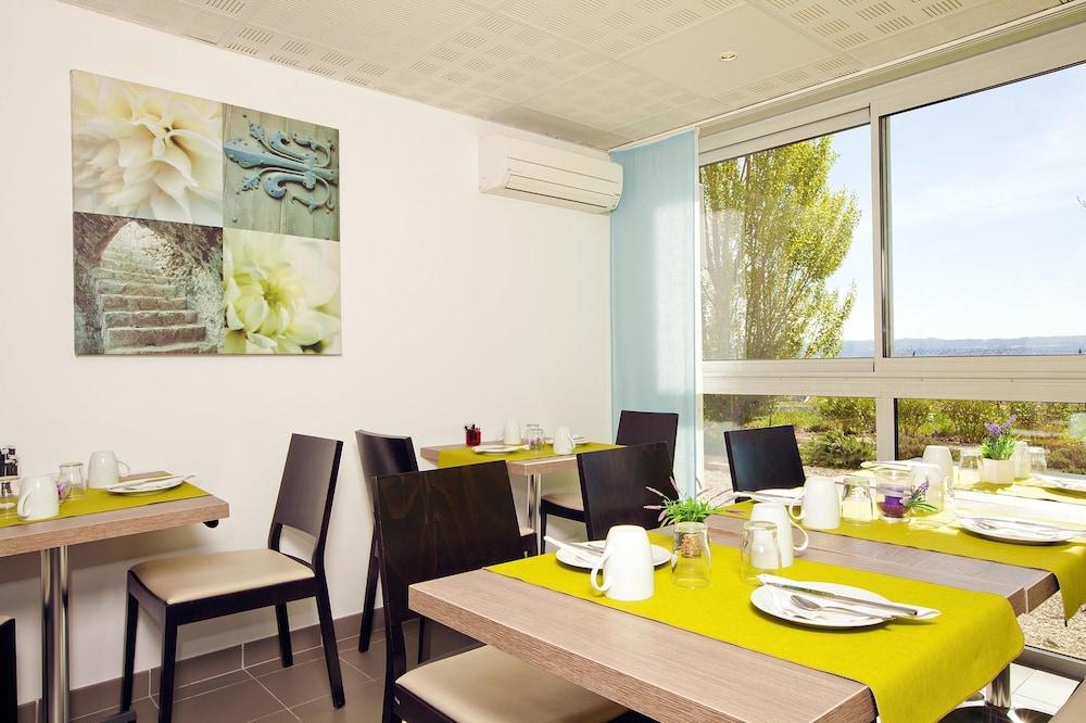 Apparthotel Sejours & Affaires Manosque Ngoại thất bức ảnh