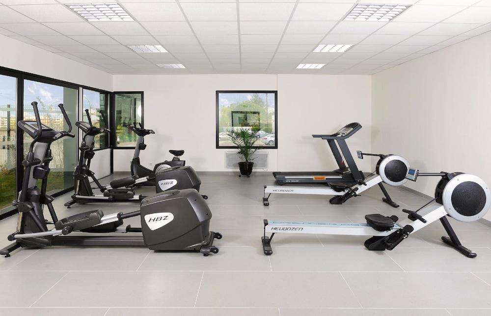 Apparthotel Sejours & Affaires Manosque Ngoại thất bức ảnh