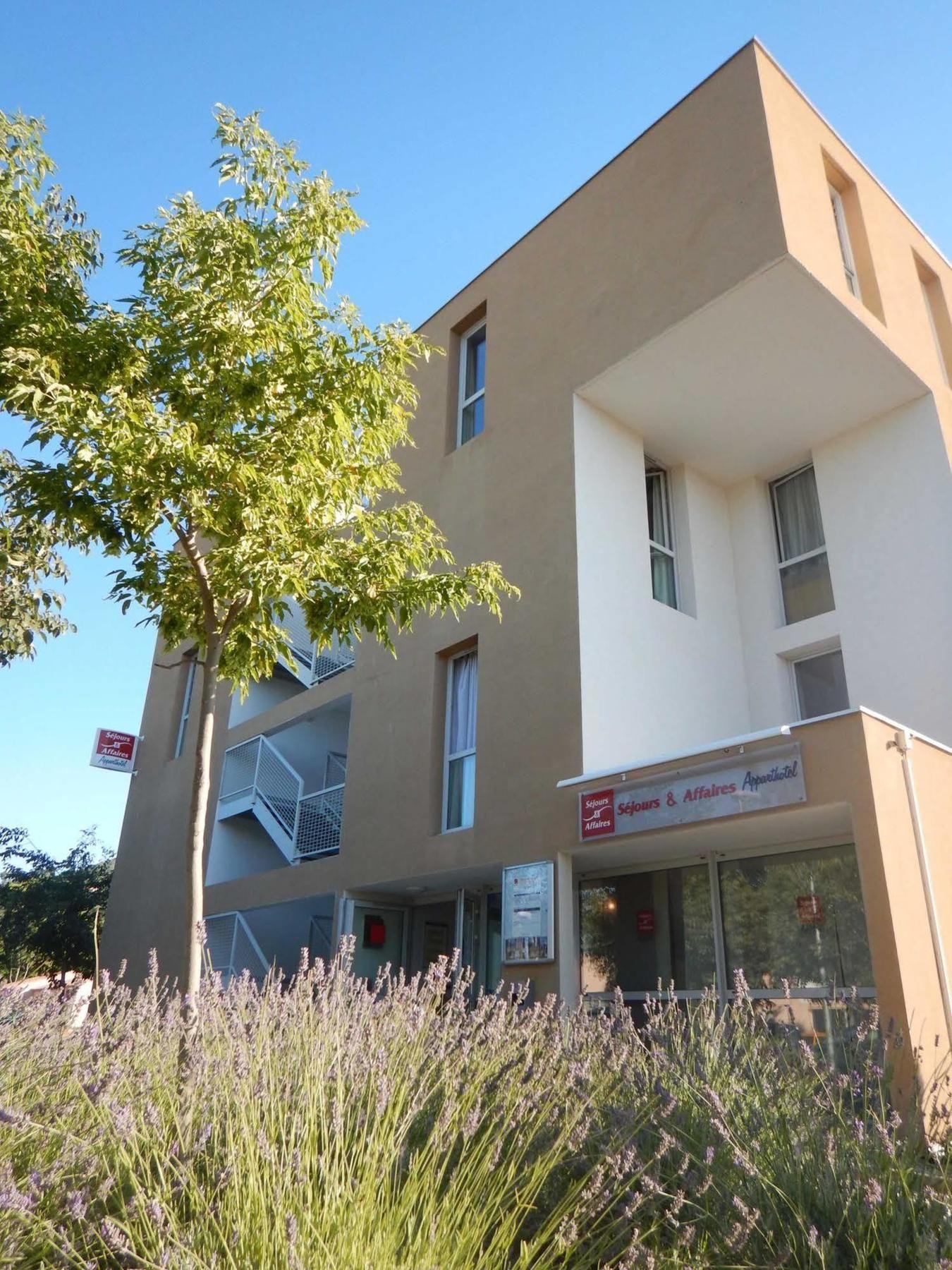 Apparthotel Sejours & Affaires Manosque Ngoại thất bức ảnh